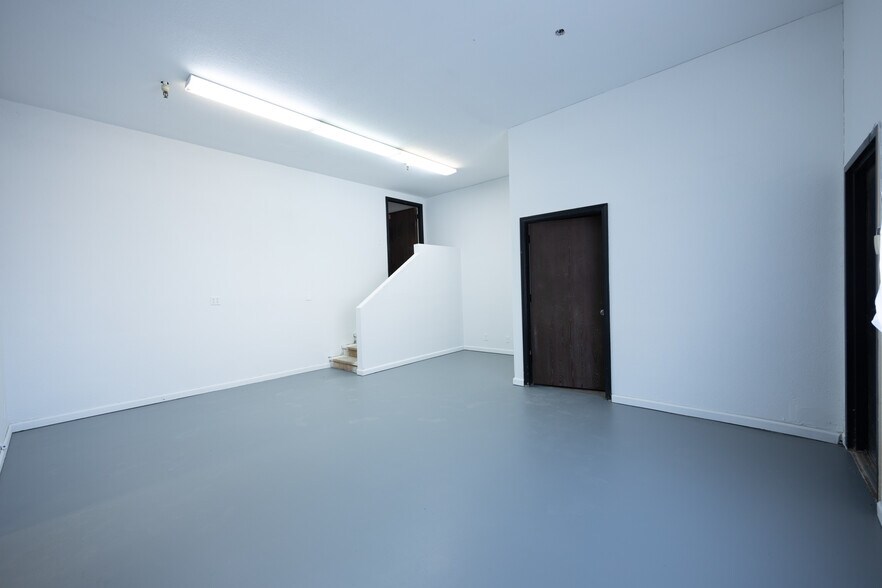 More Photos Of 1400 N C St, Sacramento Warehouse For Lease