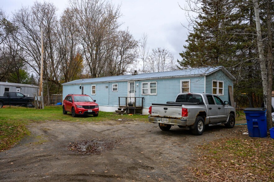 More Photos Of Keeseville NY 12944, Keeseville Manufactured Housing Mobile Home Park For Sale