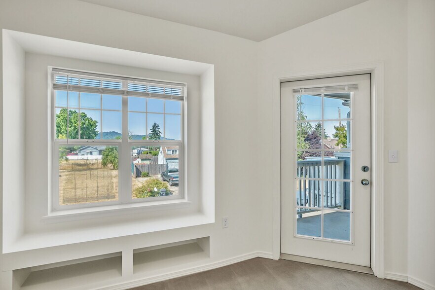 More Photos Of 2211 McKinney Ln, Lebanon Apartments For Sale