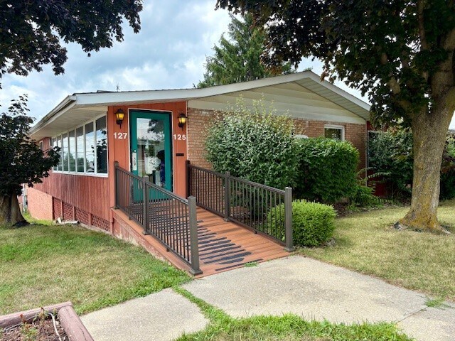 More Photos Of 127 S Stewart St, Bremen Office For Sale