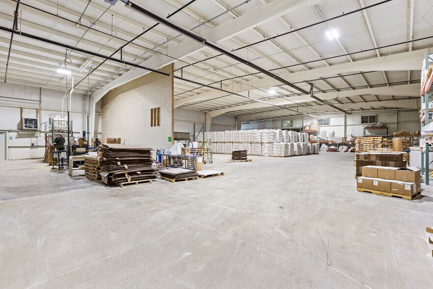 More Photos Of 2000 Ashley Rd, Morris Manufacturing For Lease