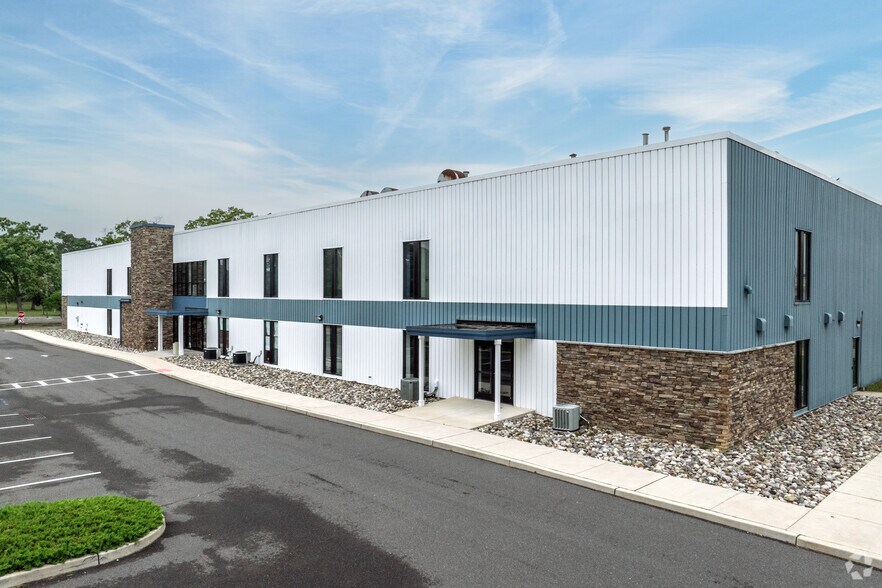 More Photos Of 600 G St, Millville Light Manufacturing For Lease