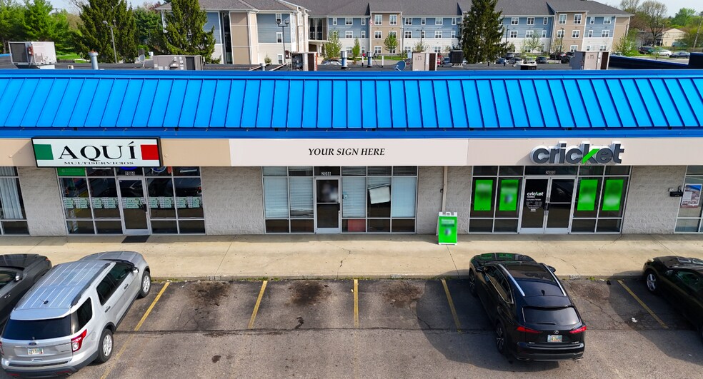 Primary Photo Of 2050-2090 E Dublin Granville Rd, Columbus General Retail For Lease