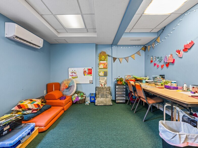 More Photos Of 77 Central Ave, Asheville Office For Sale