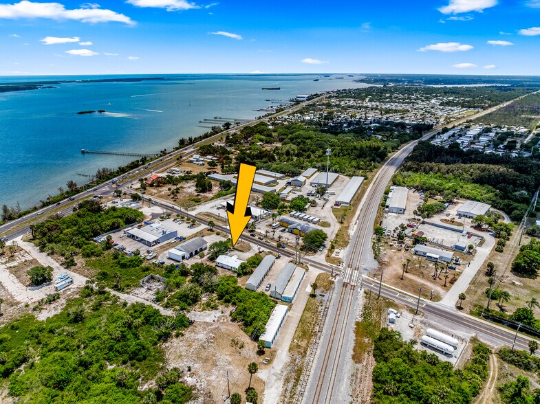 More Photos Of 5660 Micco Rd, Micco Office For Sale