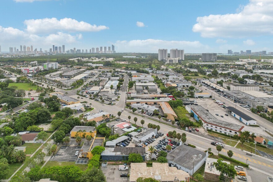 More Photos Of 15150 W Dixie Hwy, North Miami Beach Auto Repair For Sale