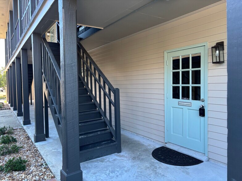 More Photos Of , Baton Rouge Office For Sale