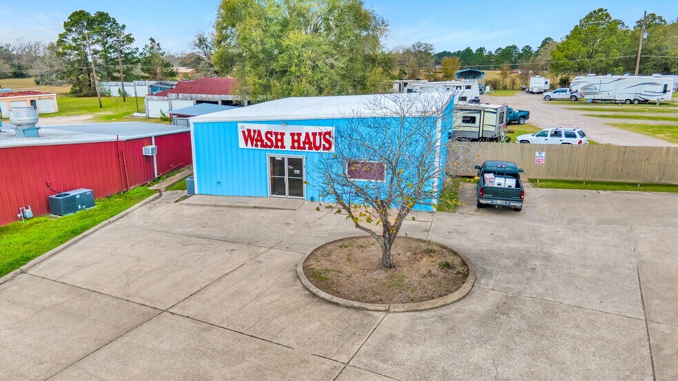 More Photos Of 3685 Highway 19, Huntsville Storefront Retail Residential For Sale