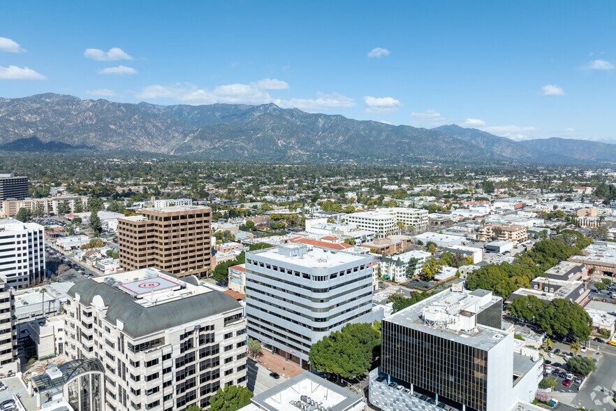 More Photos Of 70 S Lake Ave, Pasadena Office For Lease