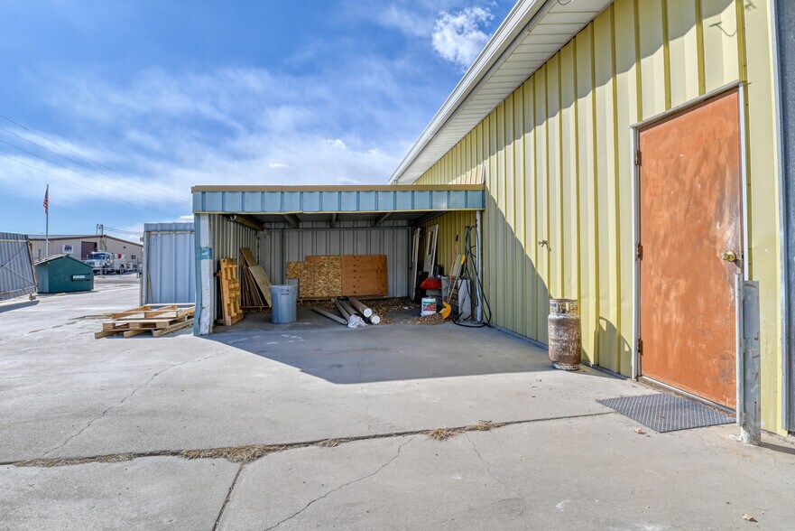 More Photos Of 300 Dozier Ave, Canon City Industrial For Sale