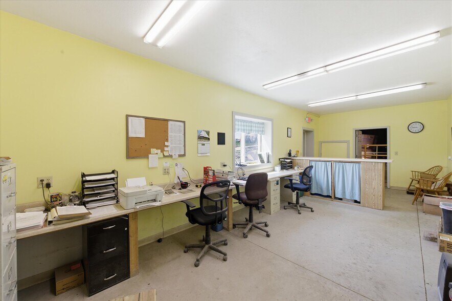 More Photos Of 24104 755th Ave, Albert Lea Warehouse For Sale