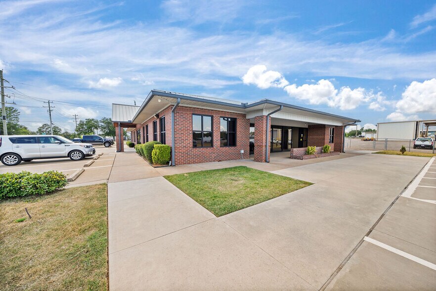 More Photos Of , Longview Industrial For Sale