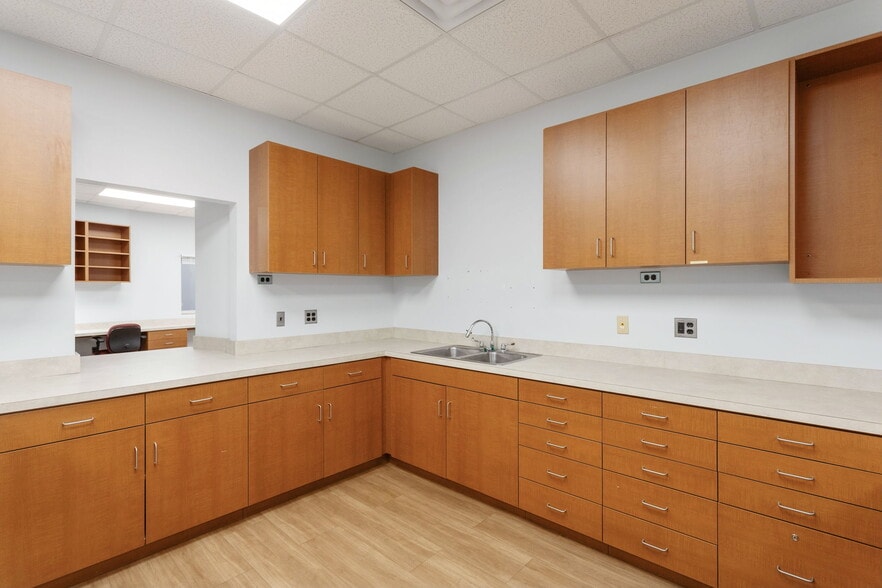 More Photos Of 2062 Pro Pointe Ln, Harrisonburg Medical For Lease