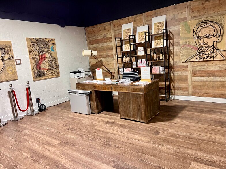 More Photos Of 3221-3273 NW 7th Ave, Miami Flex For Lease