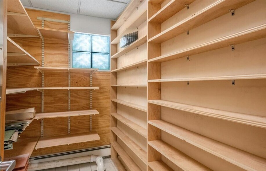 More Photos Of 29 Haines Rd, Bedford Hills Loft Creative Space For Lease