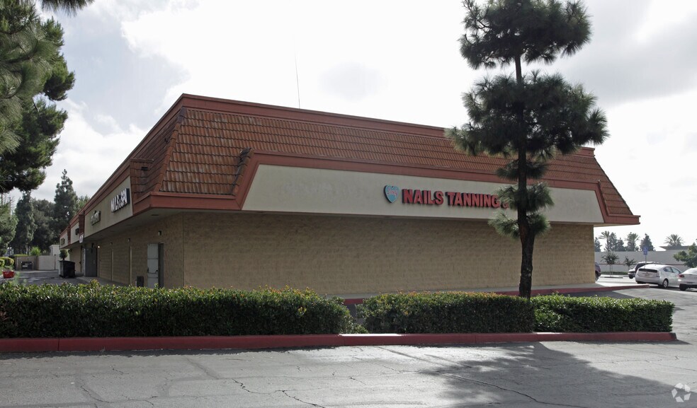 52255247 Arrow Hwy, Montclair, CA 91763 Retail For Lease