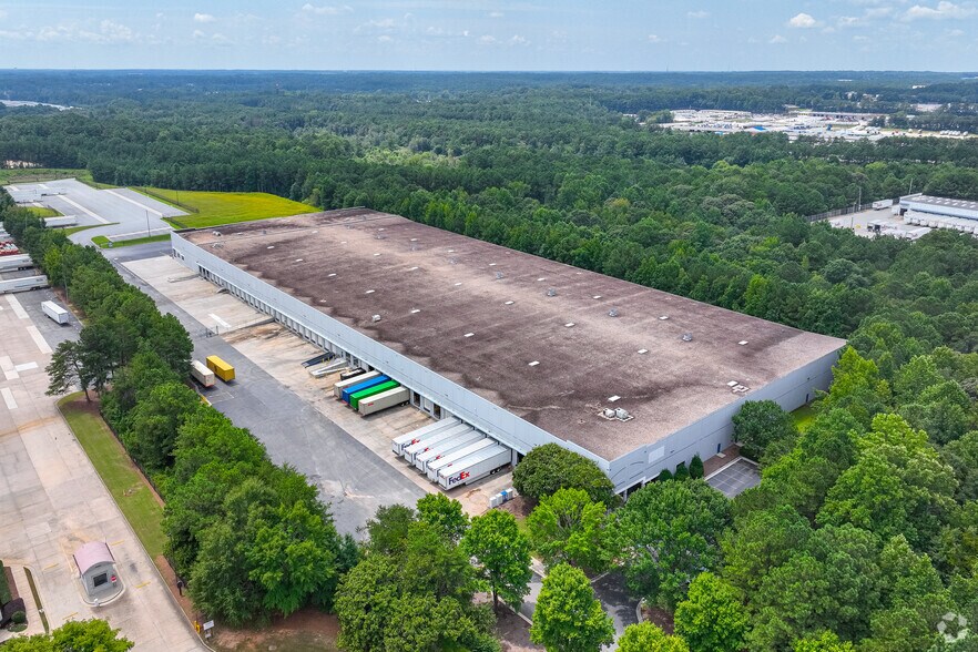 More Photos Of 3075 South Park Blvd, Ellenwood Distribution For Lease