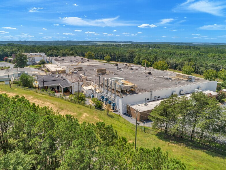 More Photos Of 65 Windham Blvd, Aiken Manufacturing For Sale