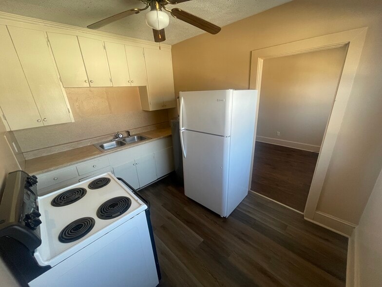 More Photos Of 201 S Main St, Gretna Apartments For Sale