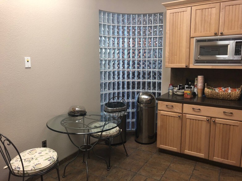 More Photos Of 2801 N Tenaya Way, Las Vegas Medical For Sale