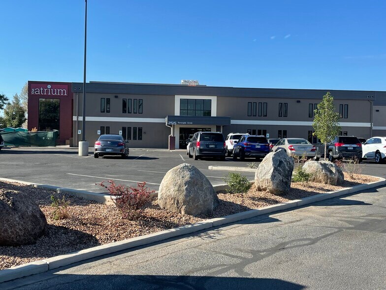 Primary Photo Of 2515 Foresight Cir, Grand Junction Medical For Lease