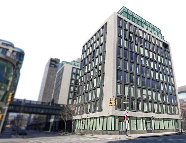 More Photos Of 155 10th Ave, New York Apartments For Lease