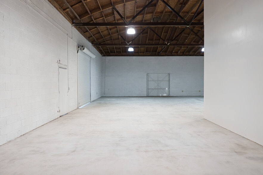 More Photos Of 83333 State Highway 111, Indio Auto Dealership For Lease