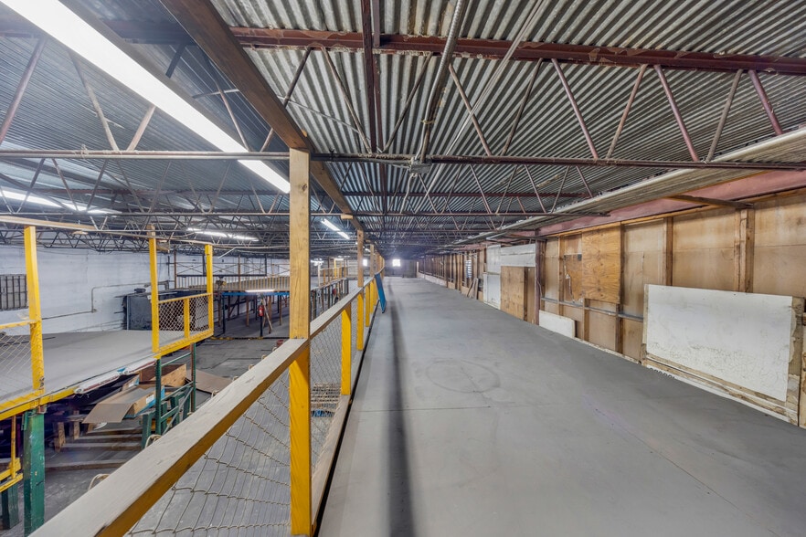 More Photos Of 9630 NW South River Dr, Medley Industrial For Lease