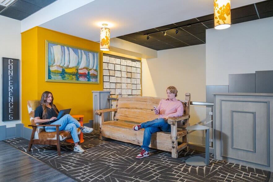 More Photos Of 8105 Rasor Blvd, Plano Coworking Space