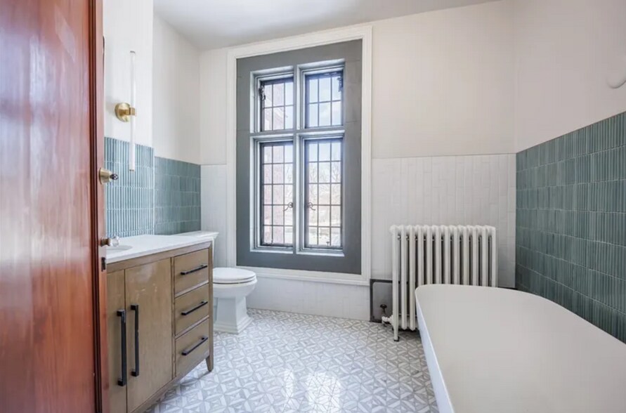 More Photos Of 935 East Ave, Rochester Office For Sale