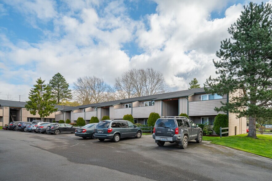 More Photos Of 1717 Texas St, Bellingham Apartments For Sale