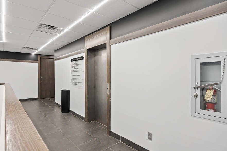 More Photos Of 200 E Eckerson Rd, New City Medical For Lease