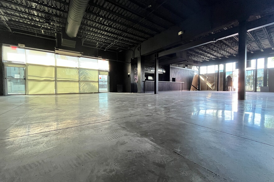 More Photos Of 5023 Washington Ave, Houston Office For Lease