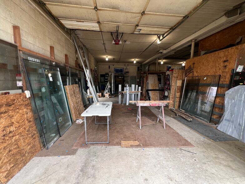 More Photos Of 19969 John R St, Detroit Freestanding For Sale