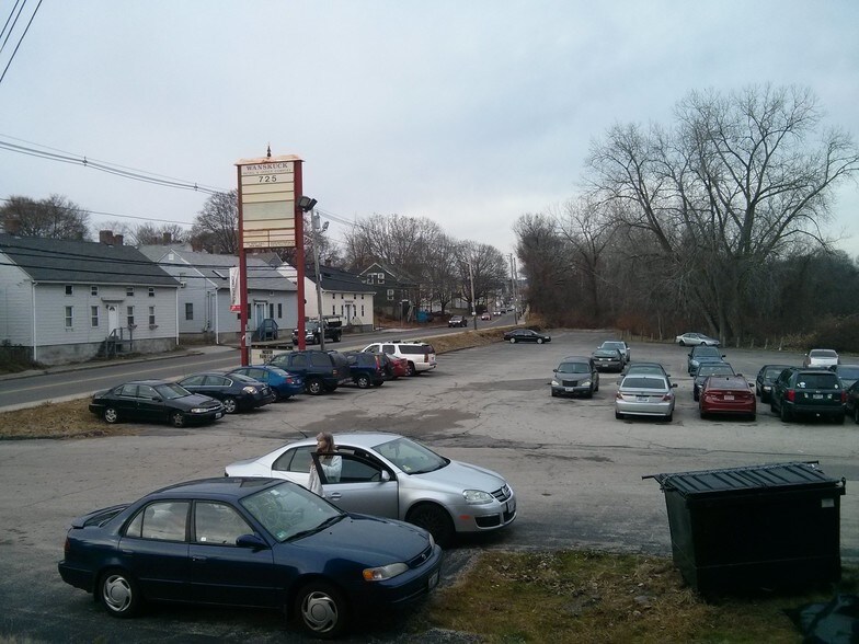 More Photos Of 725 Branch Ave, Providence Multifamily For Sale