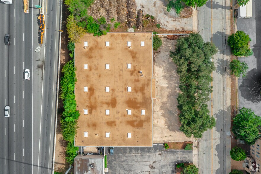 More Photos Of 523 Urban Loop, San Antonio Warehouse For Lease