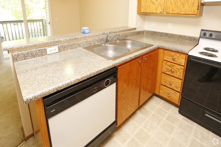 More Photos Of 2231 NE Bridgecreek Ave, Vancouver Apartments For Sale