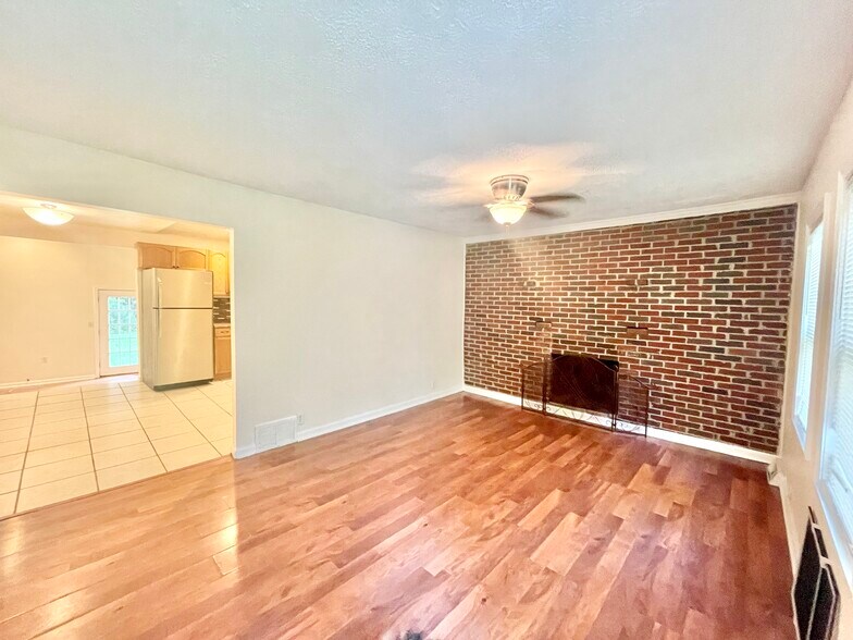 More Photos Of 9541 Horseshoe Island Rd, Clay Specialty For Sale