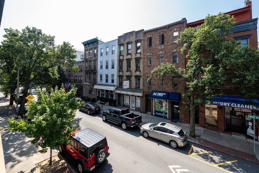 More Photos Of 358-360 1st St, Hoboken Medical For Lease
