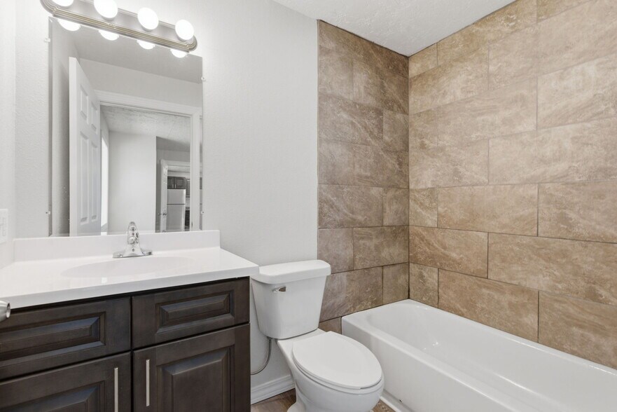 More Photos Of 301 Mount Vernon Blvd, Mount Vernon Apartments For Sale