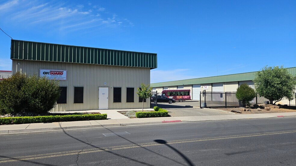 More Photos Of 1641 Princeton Ave, Modesto Warehouse For Lease