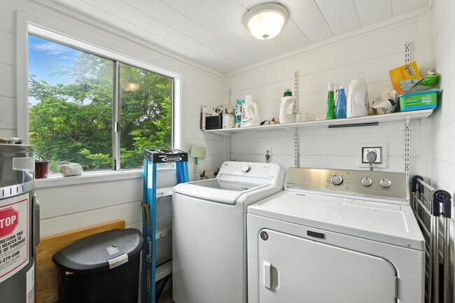 More Photos Of 575 Myrtle St, Half Moon Bay Apartments For Sale