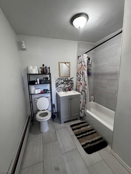 More Photos Of 119 W Broadway, Paterson Flex For Sale