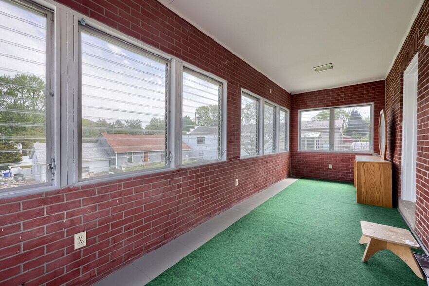 More Photos Of 3625 Kutztown Rd, Reading Freestanding For Sale