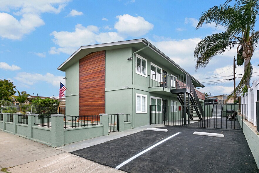Primary Photo Of 1415 Marquette St, Oceanside Apartments For Sale