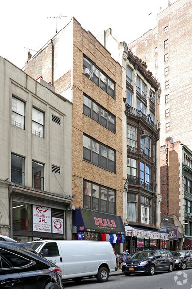 More Photos Of 32 W 28th St, New York Office For Lease