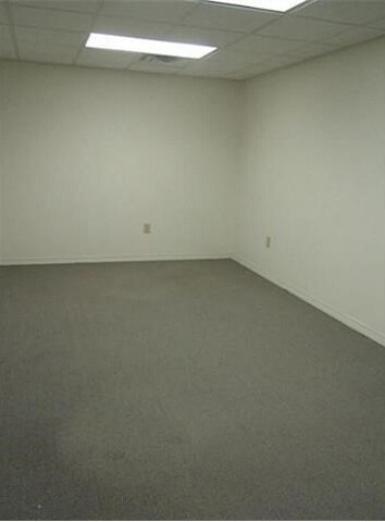 More Photos Of 1616 L And A Rd, Metairie Office For Lease