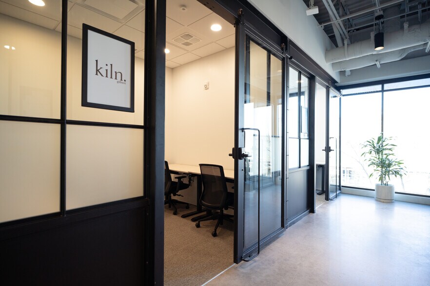 More Photos Of 2162 E Williams Field Rd, Gilbert Coworking Space