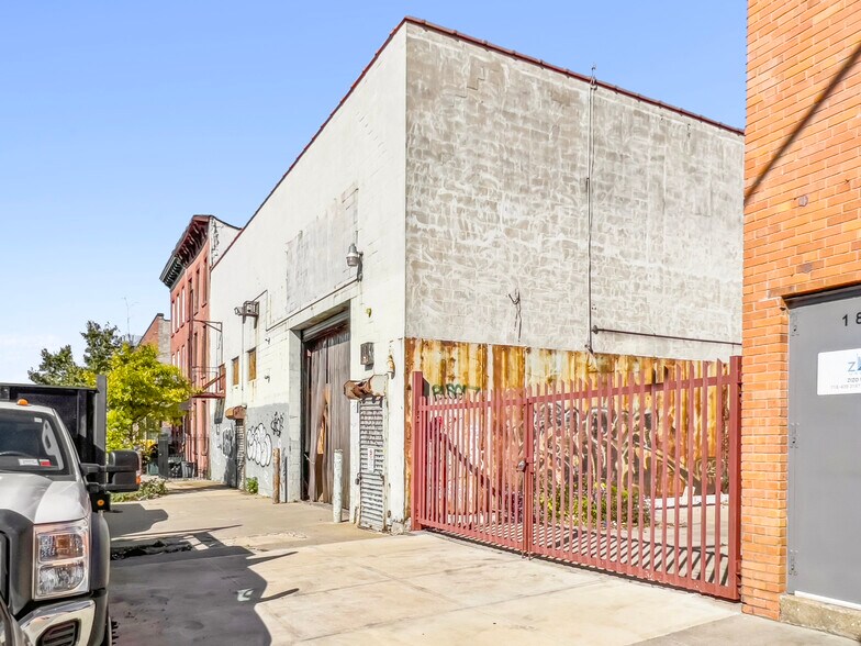 More Photos Of 177 27th St, Brooklyn Warehouse For Sale