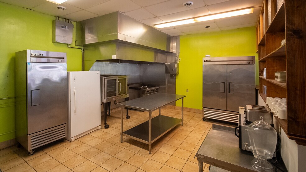 More Photos Of 312 Center St E, Hammond Freestanding For Sale